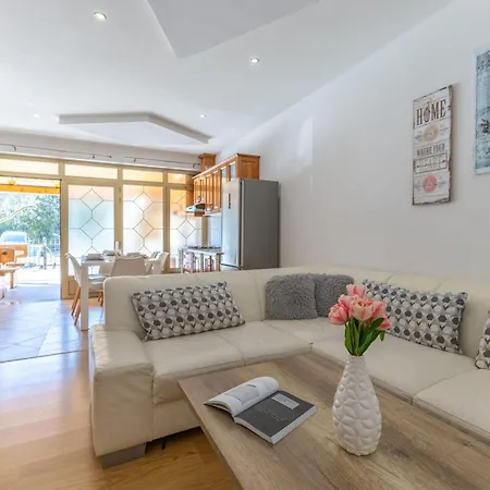A M - One Bedroom With Terrace A2 Vrsar